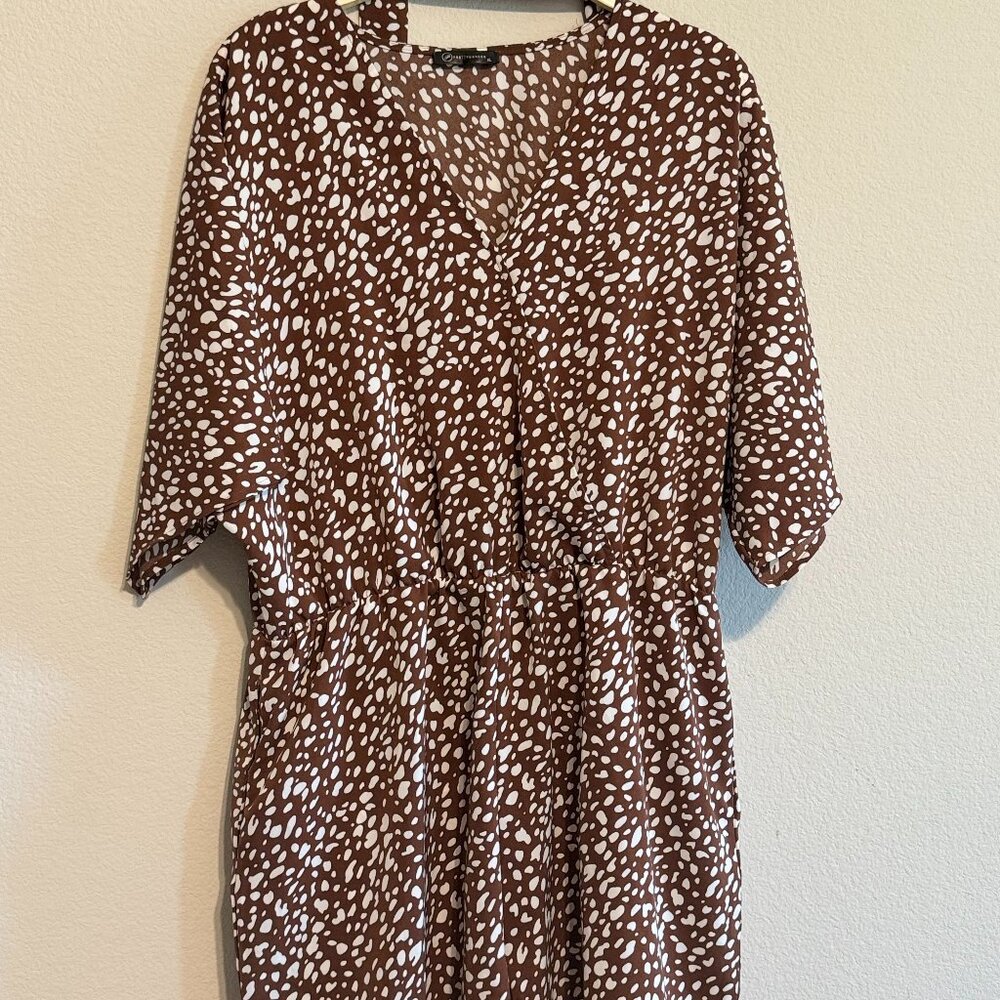Leopard Print Wrap V Neck Romper w Pockets